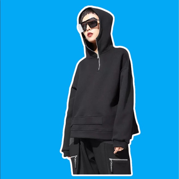 Asymmetrical Loose Fit Hooded Sweatshirt - Picture 2 of 4